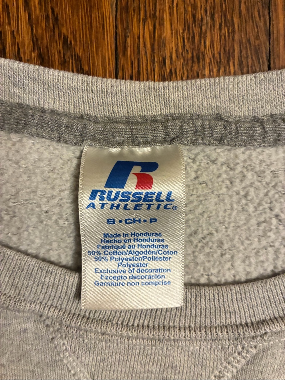 Vintage Russell athletic Iowa Hawkeyes sweatshirt size small - Picture 4 of 4